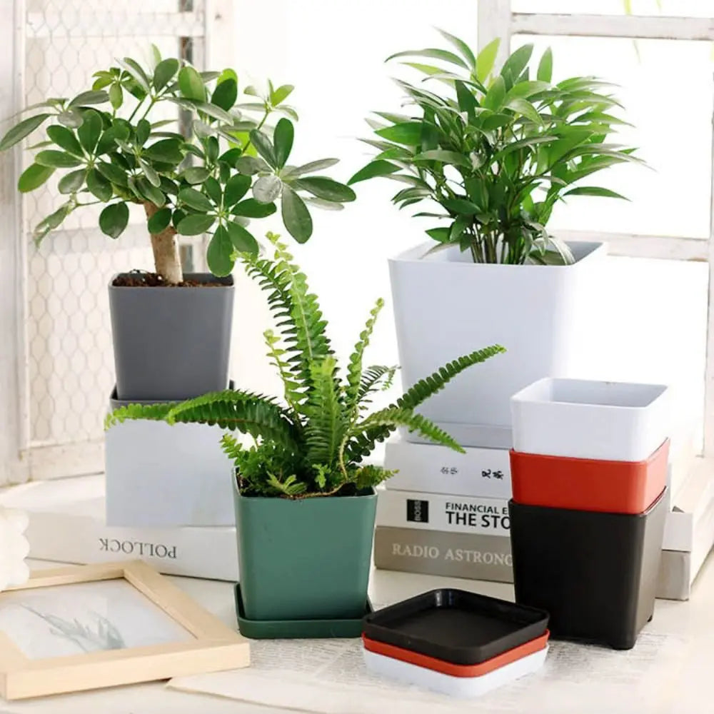 Jardinière carrée en plastique | Thalior